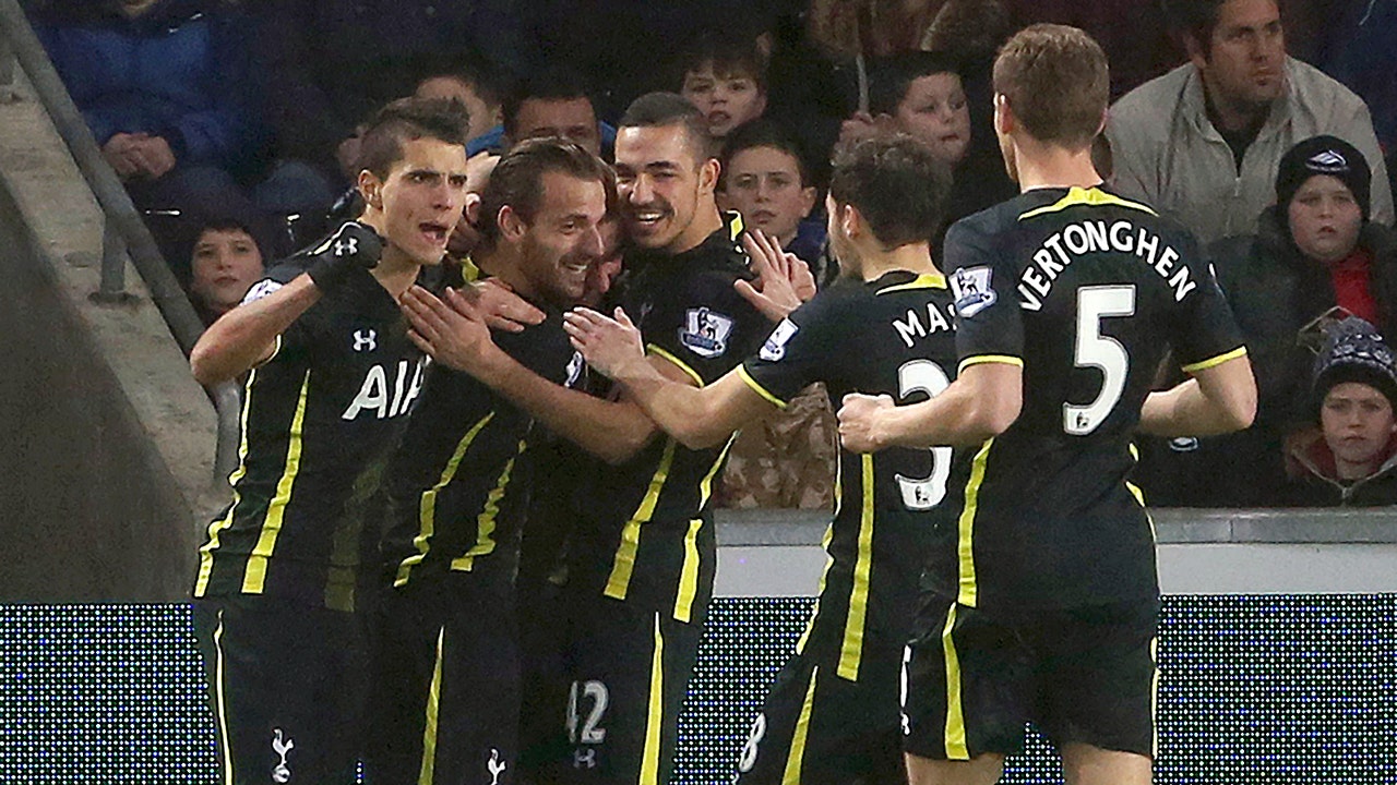 Eriksen strikes late as Tottenham capture three points at Swansea